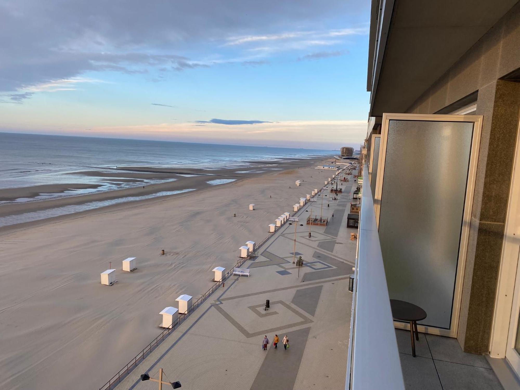 Romanza Zeezicht Middelkerke Exterior photo